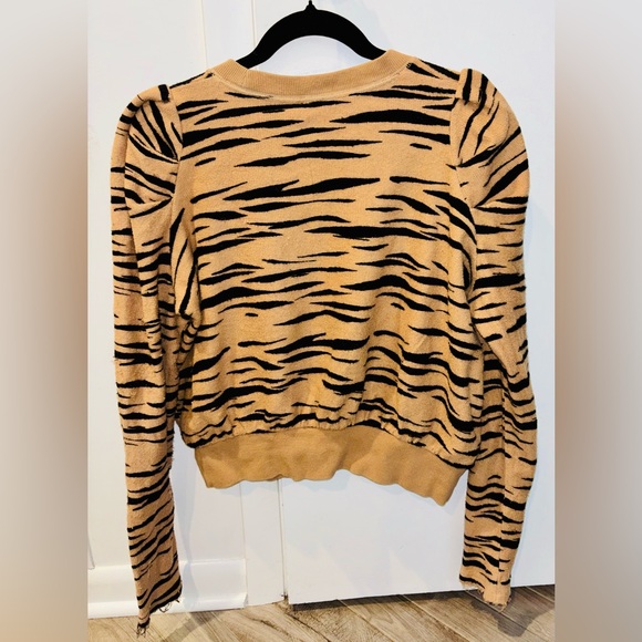 FREE PEOPLE Zaza Zebra Black Tan Distressed Raw Edge Puff Shoulder Top Medium - Picture 4 of 6